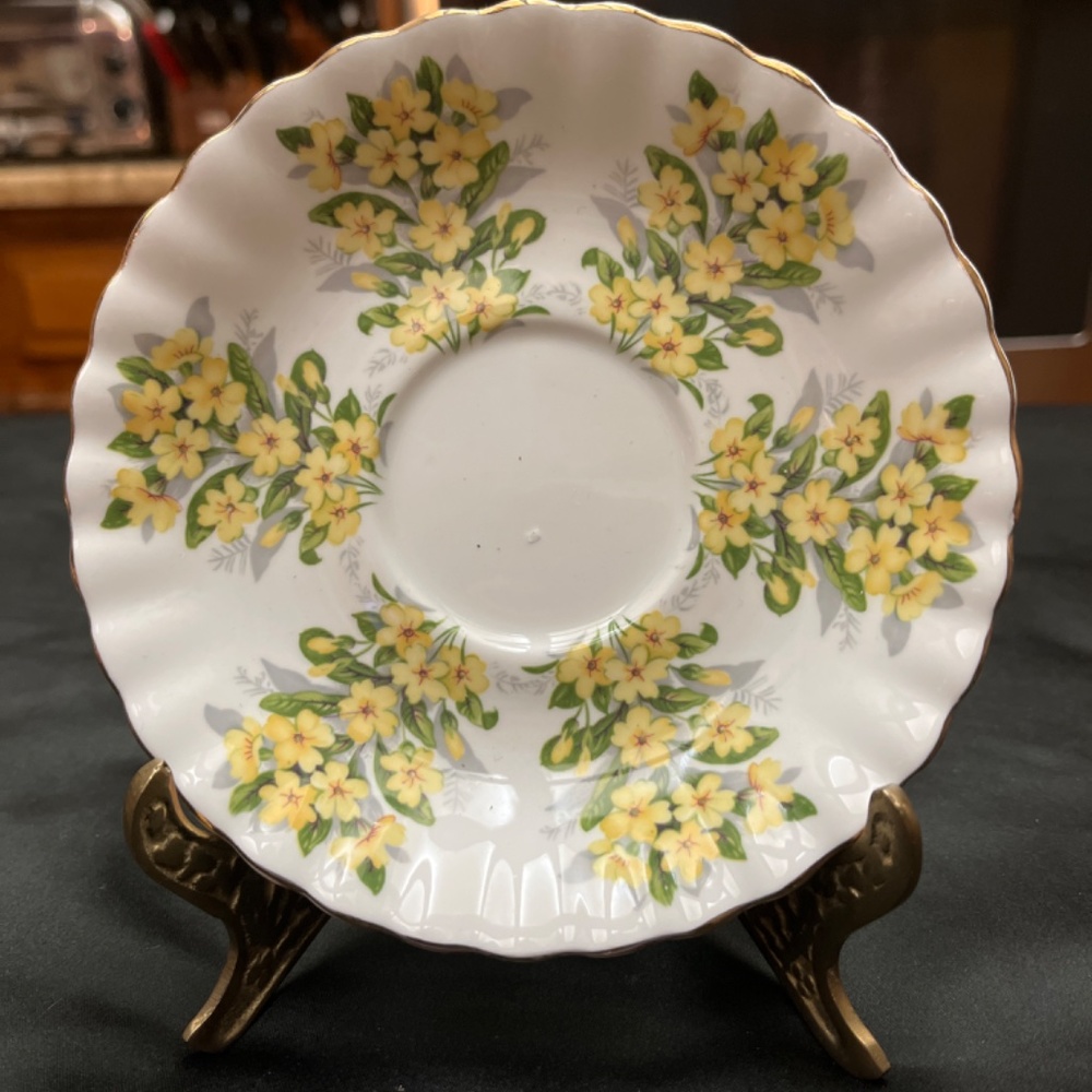 Vintage 1970’s Royal Albert Bone China “Primrose” Cup/Saucer. - Picture 4 of 11